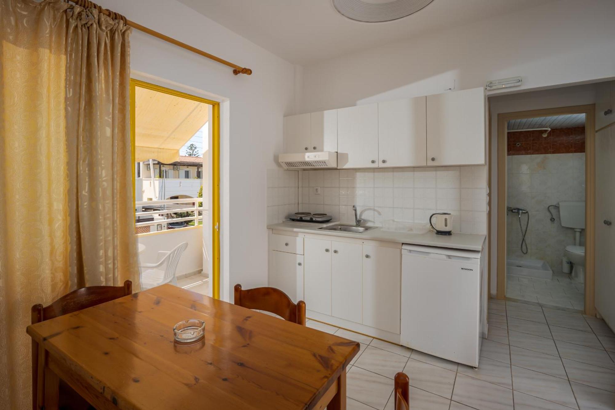 Cosmi Apts Gouves By Estia Rum bild